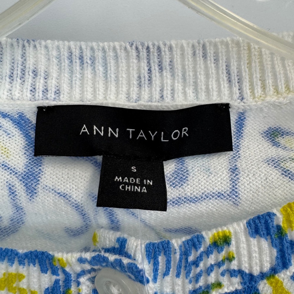 Ann Taylor Floral Cotton Button Front Cardigan Blue White Yellow Size S NWT - Picture 8 of 12